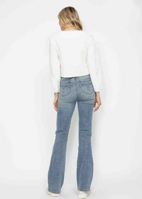 d8a0a997-f918-46e3-af53-f5491e67a7cc-Max